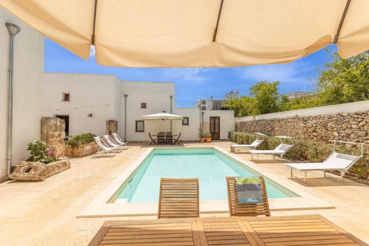 Courtyard With Pool Racale Exterior foto